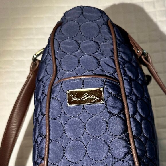 Vera Bradley WILDWOOD PARK Large Navy Quilted Leather Trim Travel Shoulder Bag - Picture 4 of 12